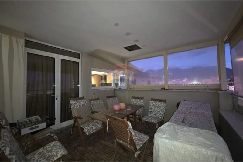 PENTHOUSE PER SHITJE NE QENDER!