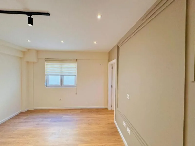 APARTAMENT 1+1 PER SHITJE TE MYSLYM SHYRI
