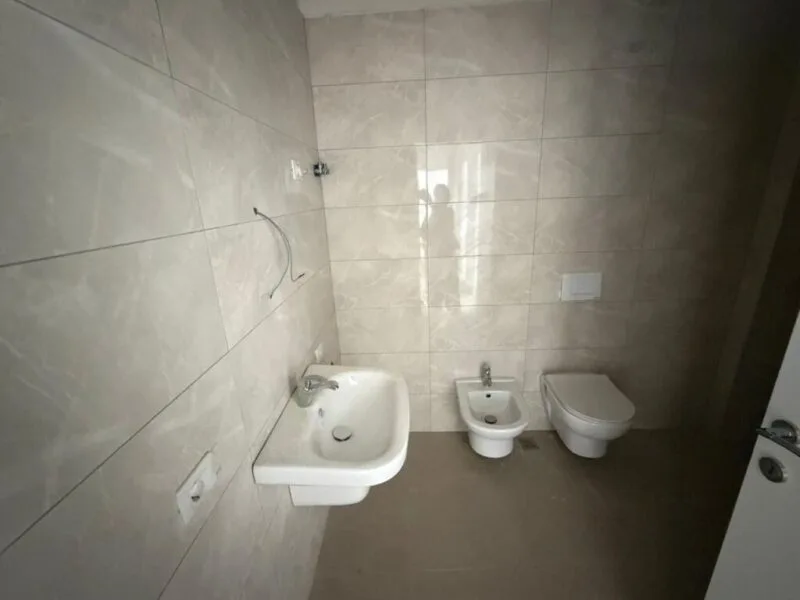 APARTAMENT 2+1+2 PËR SHITJE tek UNIVERS SITY