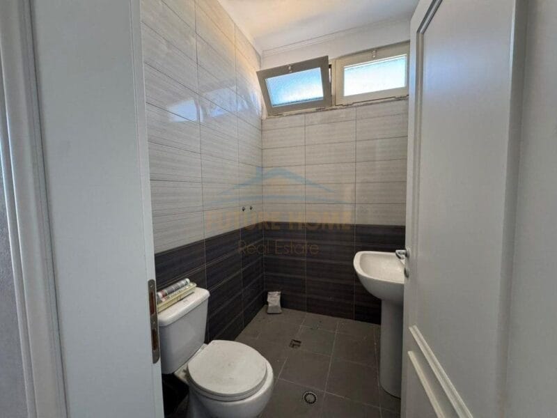 SHES APARTAMENT 2+1+2 NE ELBASAN