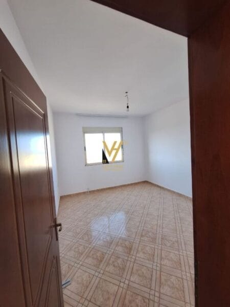 SHITET APARTAMENT 2+1+2+VERANDE NE FIER 75.000 EURO