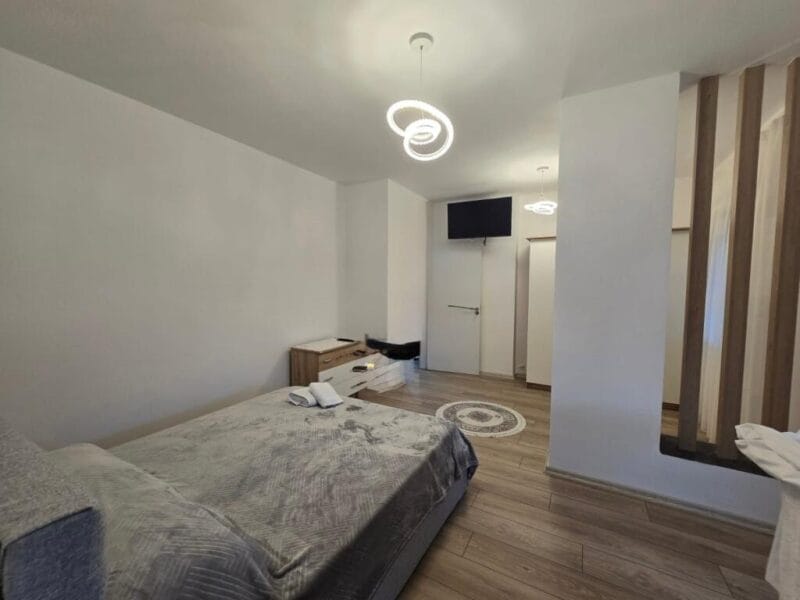 SHITET APARTAMENT 2+1 +2 +verande - POGRADEC