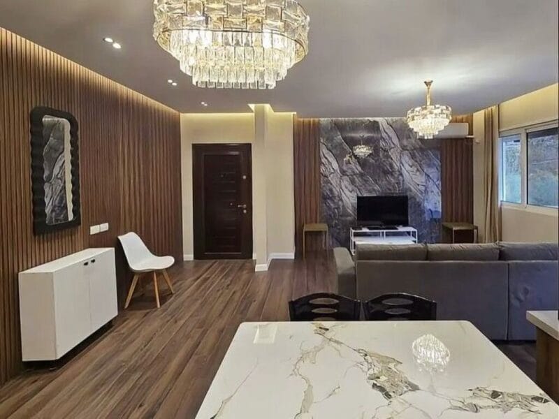Shitet Apartament 2+1+2 📍Kopshti Botanik te Xhamia